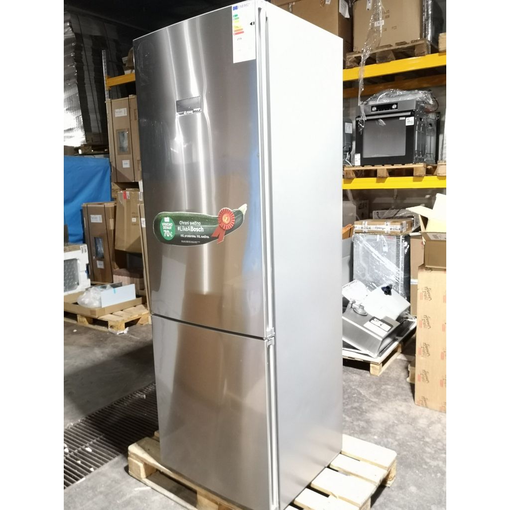 BOSCH Prostostoječi hladilnik z zamrzovalnikom spodaj KGN49XIEA - razstavni eksponat
